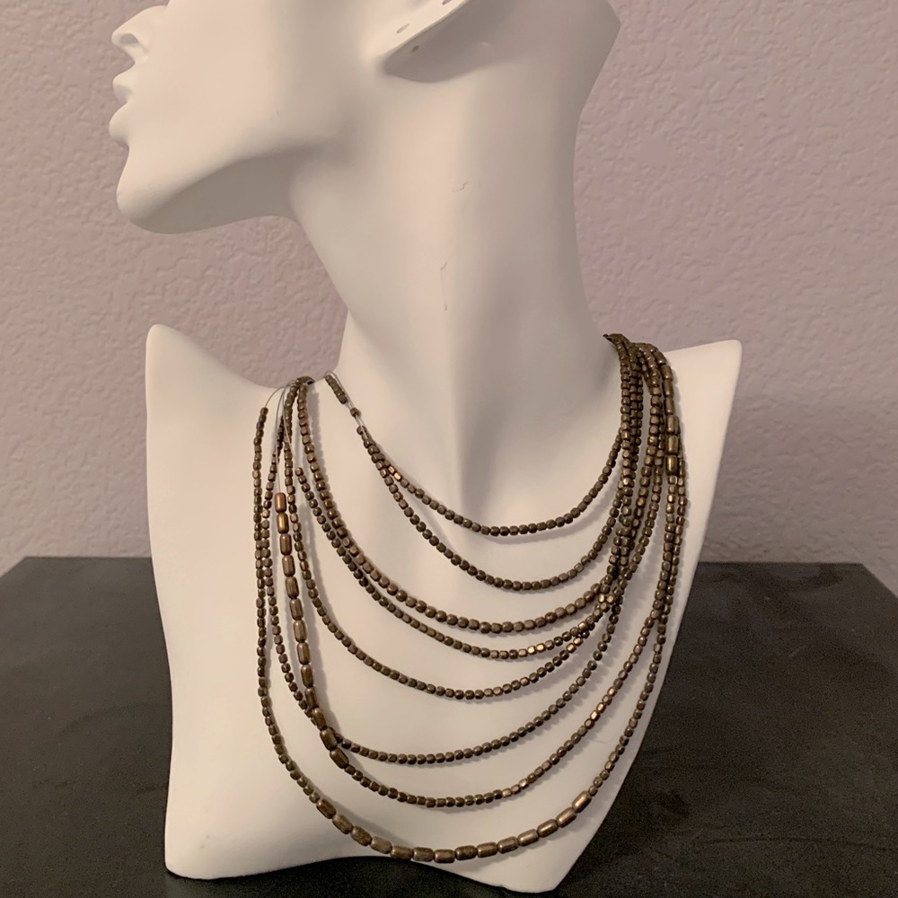 Beaded string necklace